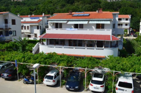 Apartments Sersic Baska I